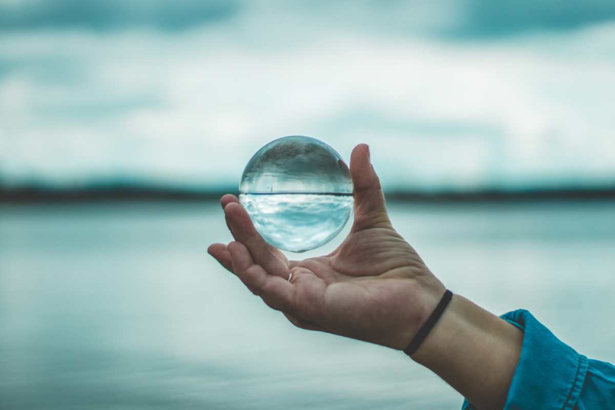 cosa c'è nella sfera di cristallo?